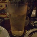 三杯目。レモンハートのエピソードでおなじみの水割り。